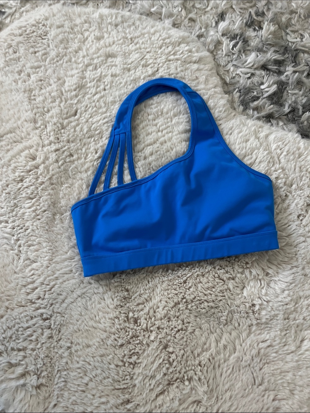Ptula single strap sports bra